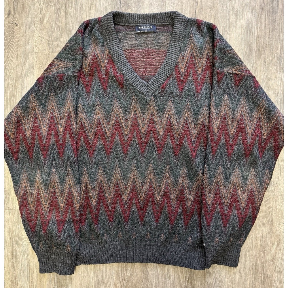Vintage Van Heusen Patterned V Neck Sweater XL 90s Knit Chevron
